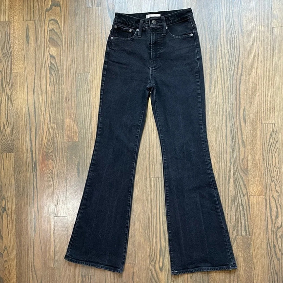 Madewell The Perfect Vintage Flare Jean in Sherborn Wash - Picture 5 of 12